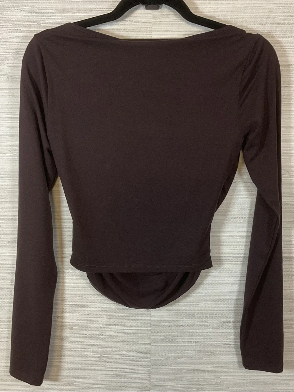 Reformation Women's Long Sleeve Emi Knit Ruched Top Black Currant NWT Small - Picture 8 of 8